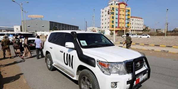 رئيس الفريق الحكومي يتهم الحوثيين باستخدام مباني الأمم المتحدة كمنصات لإطلاق الصواريخ