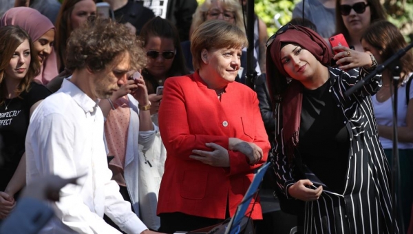 فورين بوليسي: المسلمات المحجبات بألمانيا يعانين التمميز في التوظيف