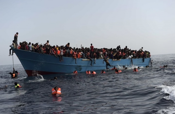 فقدان 116 مهاجراً في غرق سفينة قبالة السواحل الليبية