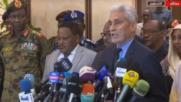 السودان.. اتفاق نهائي بين المجلس العسكري وقوى التغيير بشأن الوثيقة الدستورية
