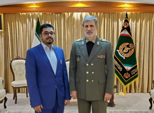 جماعة الحوثي تبحث مع طهران التعاون العسكري