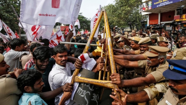 الهند.. تواصل المظاهرات وحزب مودي يطلق حملة إعلامية دعما لقانون التجنيس