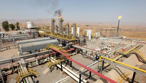 مصر.. توقيع 4 اتفاقيات تنقيب عن النفط والغاز