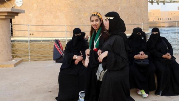 إلغاء ولاية الزواج وإغلاق دور الرعاية.. قرارات تنتظرها السعوديات عام 2020