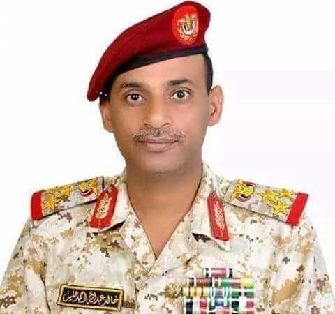 جماعة الحوثي تفرج عن قائد عسكري بارز وتبقيه في صنعاء تحت الإقامة الجبرية