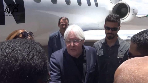 جريفيث يغادر صنعاء قبل ساعات من انعقاد جلسة مجلس الأمن حول اليمن