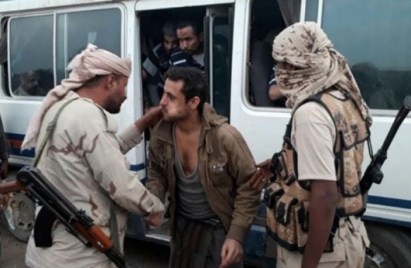 جماعة الحوثي تعلن تحرير 14 من أسراها في صفقات تبادل مع الجيش