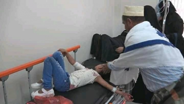 مقتل امرأة وإصابة آخرين بقصف حوثي استهدف حيا سكنيا في تعز