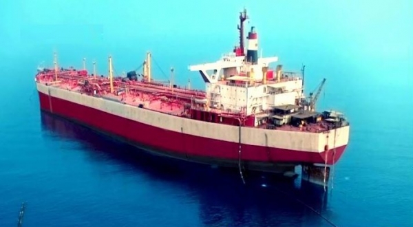 الحكومة تحذر من التهديدات البيئية لخزان صافر النفطي في البحر الأحمر