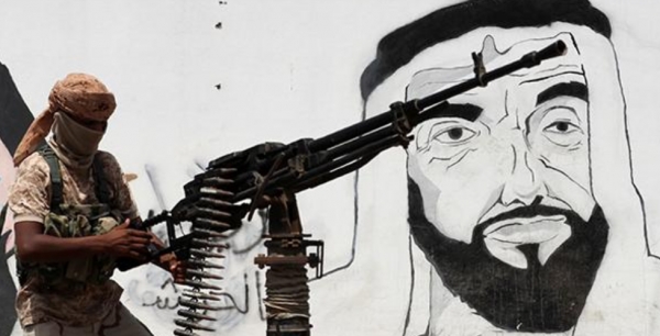 باحث غربي محذرا الإمارات: ما حصل في ليبيا يُرجَّح أن يحدث في اليمن