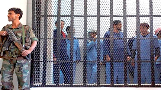 صنعاء.. فريق الدفاع عن المعتقلين يطالب بالإفراج عن 36 معتقلاً لدى الحوثيين