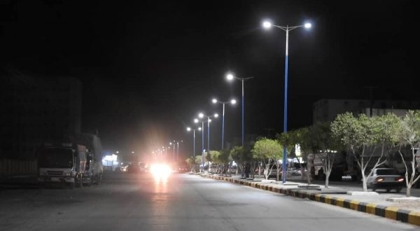 تحسن خدمة الكهرباء في عدن بعد وصول شحنة وقود لتشغيل محطات التوليد