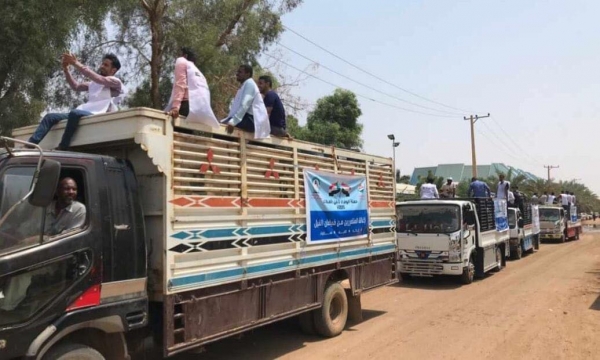 الجالية اليمنية في السودان تنفذ حملة إغاثة لإنجاد متضرري الفيضانات