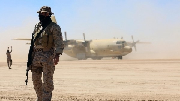 في خطوة مُريبة - قائد حرس الحدود اليمني يزور حوف بالمهرة برفقة عناصر سعودية