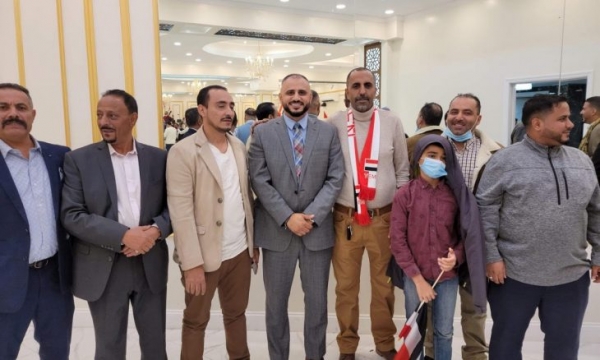 مخاوف من انتقال الصراع السياسي في اليمن إلى المحافل الدولية عبر الجاليات