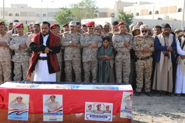 تشييع جثمان قائد اللواء 110 العميد عبد العزيز حنكل في مأرب