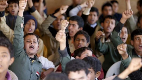 الحكومة تحذر من تحويل الحوثي المدارس إلى أوكار لتفخيخ عقول الأطفال