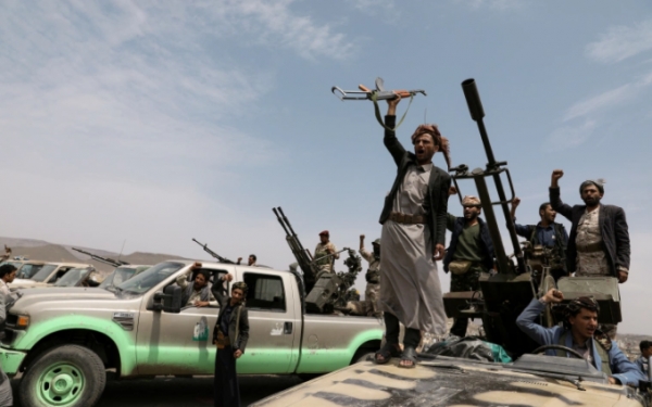 ما هي أهداف واشنطن من رفع الحوثيين من قائمة الإرهاب الأميركية؟