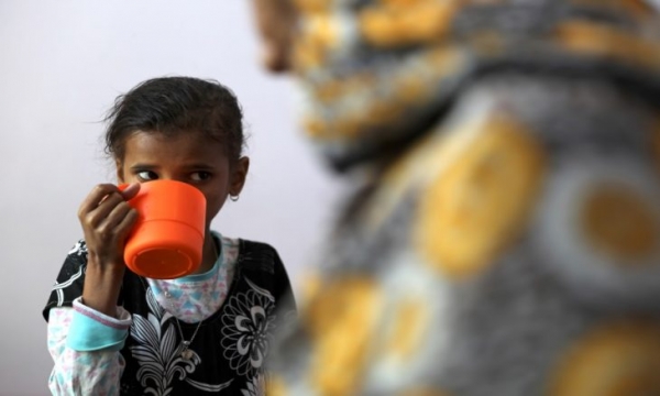 أطفال اليمن يتضورون جوعا والأمم المتحدة تطلب مليارات لتفادي مجاعة واسعة