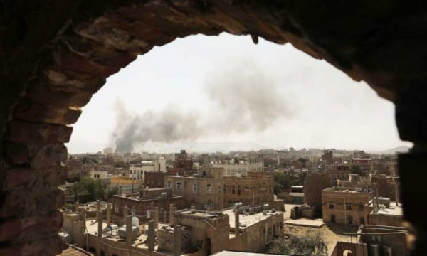 الغارديان: حرب اليمن لن تنتهي قريبا.. جوع وكورونا ونزوح جديد محتمل من مأرب