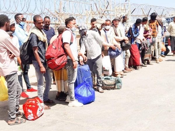 وصول مئة نازح يمني إلى ولاية بونتلاند الصومالية