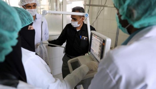 هيومن رايتس: إخفاء الحوثيين العدد الحقيقي لحالات كورونا ومعارضتها للقاح يهددان حياة اليمنيين