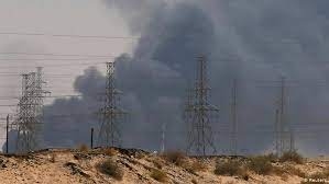 مقتل وإصابة 53 جنديا في هجوم للحوثيين على موقع عسكري قرب الحدود السعودية