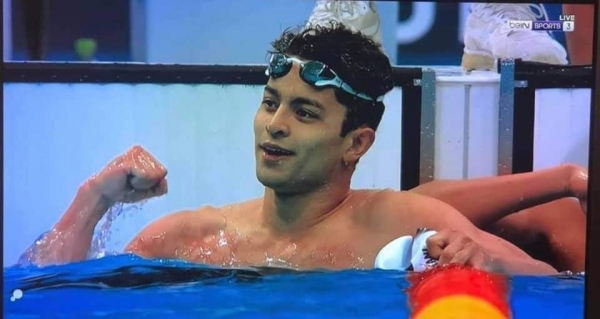 سبّاح يمني يحرز المركز الأول سباحة 100 متر في أولمبياد طوكيو