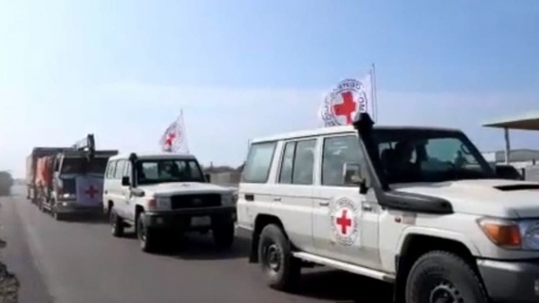 مسلحون مجهولون يستولون على سيارة للصليب الأحمر في طور الباحة بلحج