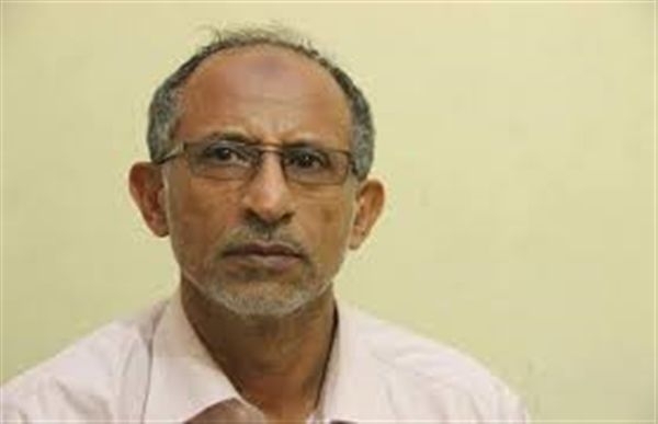 المقرمي يرد على تقرير مركز صنعاء للدراسات: تعز محاصرة بتقارير الدس والاستعداء