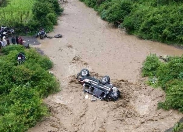 الأرصاد يتوقع هطول أمطار غزيرة على أغلب مناطق اليمن