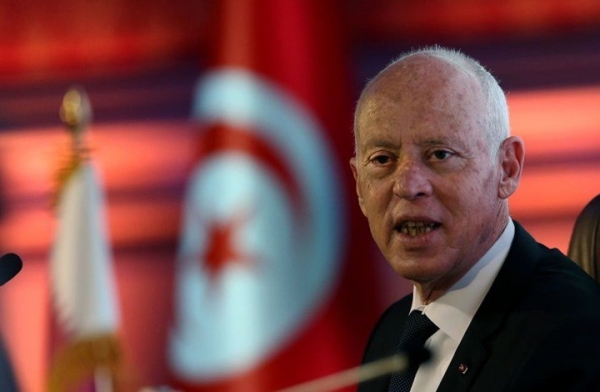 الرئيس التونسي يقرر سحب 