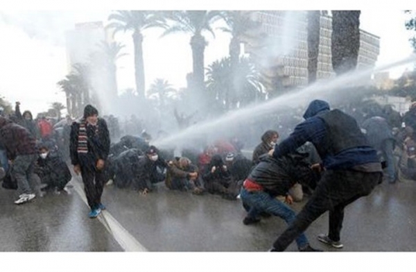 تقرير حقوقي: قمع التظاهرات يعيد دولة البوليس لتونس