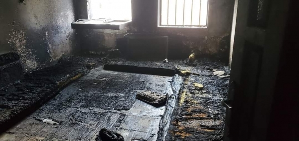 مقتل امرأة وإصابة زوجها في حريق التهم منزلهما جراء قصف حوثي شرقي تعز