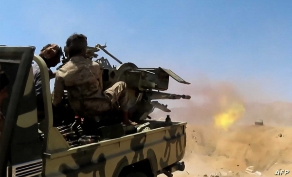 الجيش يشن هجوما على مواقع الحوثيين جنوبي مأرب
