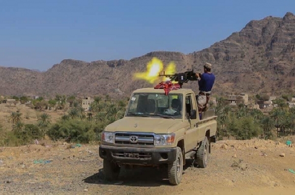 القوات الحكومية تتقدم ميدانياً في جبل حبشي ومقبنة بمحافظة تعز