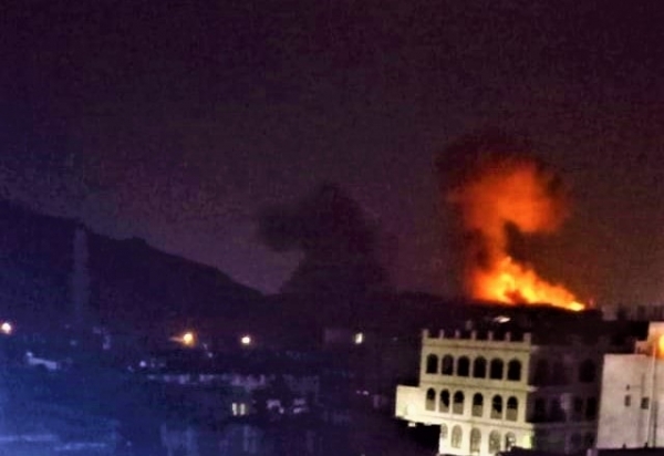 مقاتلات التحالف تعاود قصف مواقع الحوثيين بقاعدة الديلمي في صنعاء