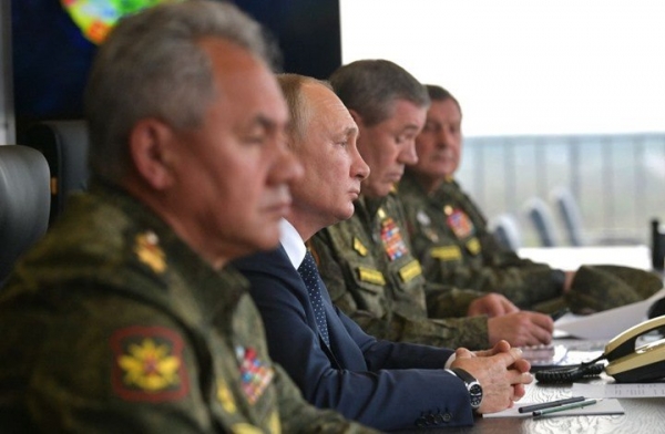 بوتين يرفع حالة التأهب لدى قوات الردع 