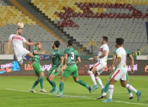 الزمالك ينجو من فخ المصري ويعزز صدارة الدوري