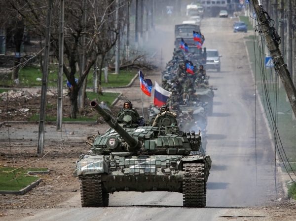 روسيا تعلن سيطرتها على مدينة إستراتيجية في دونباس وأوكرانيا تطالب أوروبا بالسلاح