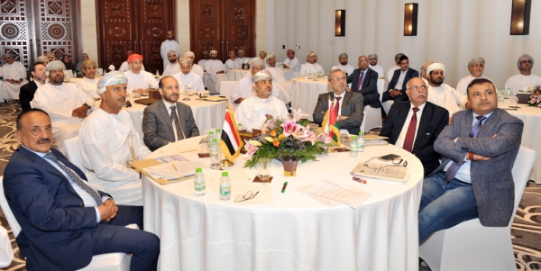 اتفاق عماني يمني على تفعيل العلاقات في مجال النقل والاتصالات