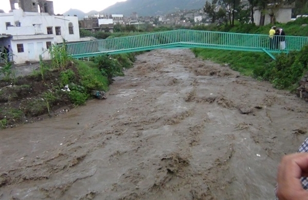الحوثيون يعلنون وفاة 91 شخصا جراء سيول الأمطار