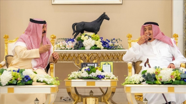 العاهلان السعودي والبحريني يبحثان تعزيز التعاون ومستجدات إقليمية