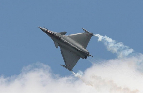 مصر تتصدر قائمة مستوردي الأسلحة الفرنسية بـ30 طائرة رافال