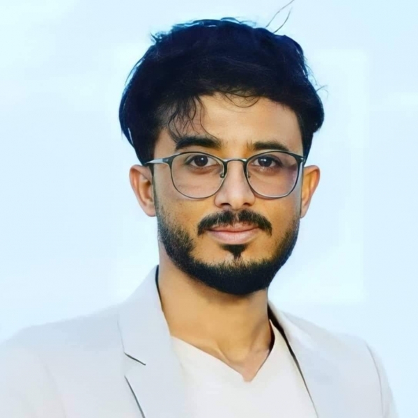 مدون يمني يكتب عن حماية 