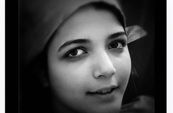 تضارب حول أسباب وفاة فتاة إيرانية 