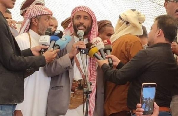 الشيخ بن حريز يدعو الرئاسي لوقف التهديد الذي تعرض له من قائد عسكري ومنعه من دخول المكلا