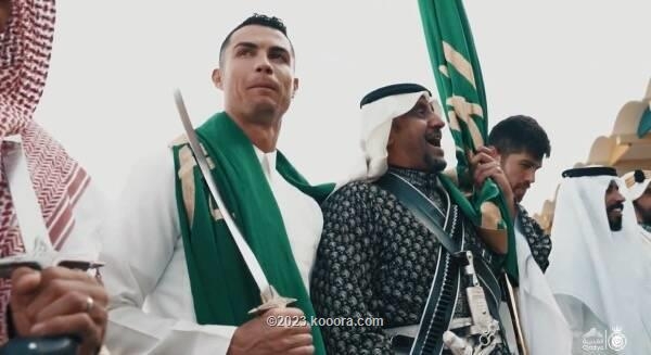 كريستيانو يظهر بالزي السعودي في "يوم التأسيس"