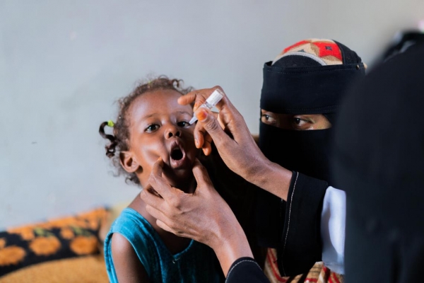 الخوف يخيم على الأسر اليمنية من لقاحات الأطفال وسط عودة الأمراض المميتة في اليمن (تقرير)