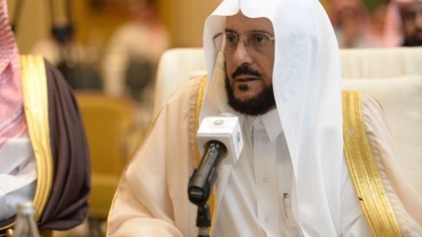 وزير سعودي يحذر أئمة مساجد الرياض من عدم الالتزام بـ